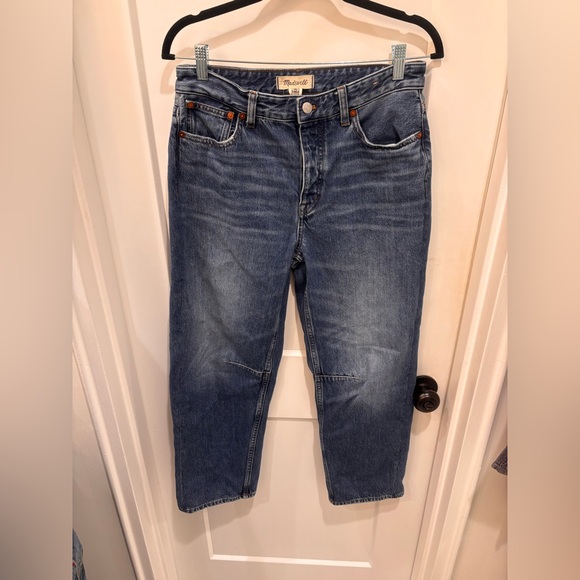 Madewell $148 Barrel Leg High Rise Blue Jeans. Size 27 in mint condition. - Picture 3 of 10